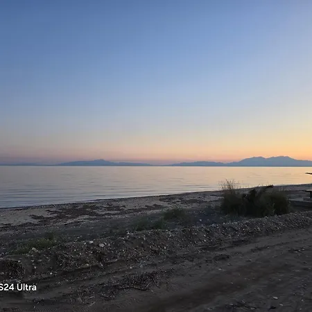 Athenas * Néa Pláyia