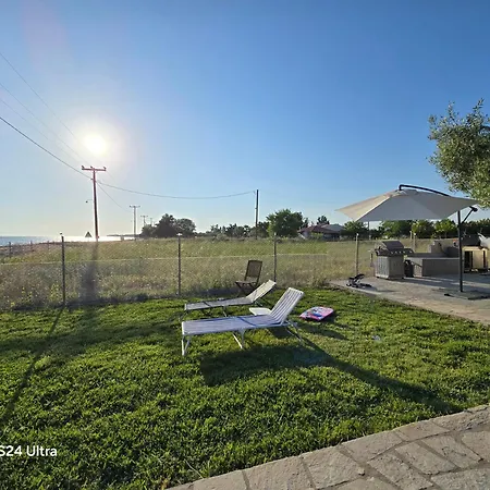 Athenas * Néa Pláyia