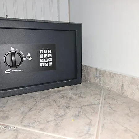 Athenas * Nea Plagia