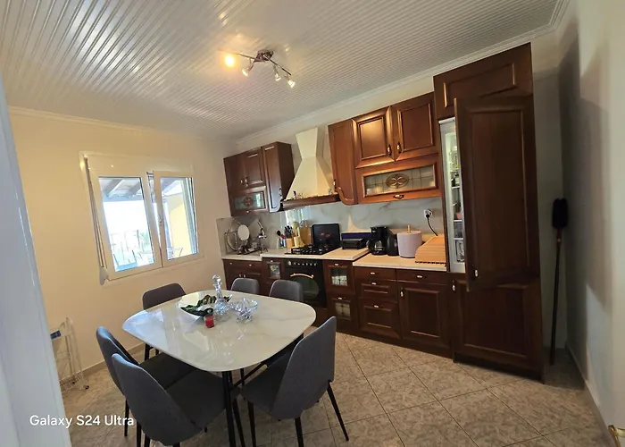 Athenas * Nea Plagia