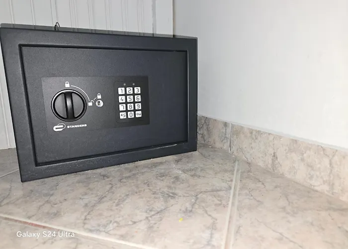 Athenas * Nea Plagia